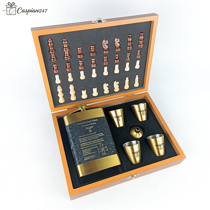 ست هیپ فلاسک (قمقمه جیبی) 4 شات شطرنج دار جنگ جهانی